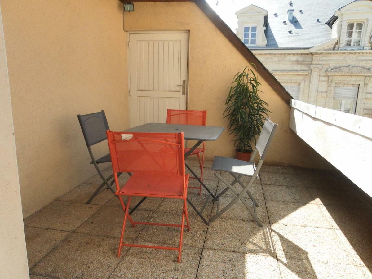 Charmant Appartement Centre Ville Le Ronsard Nogent-le-Rotrou Exterior photo